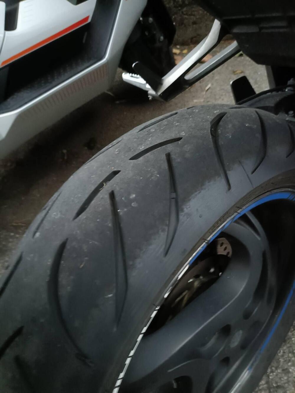 Honda CB 1000 R (2008 - 10) (4)