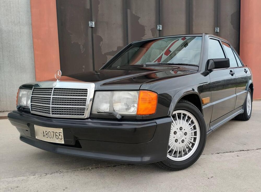 Mercedes-Benz 190 E 2.3-16 d'epoca a Rovigo