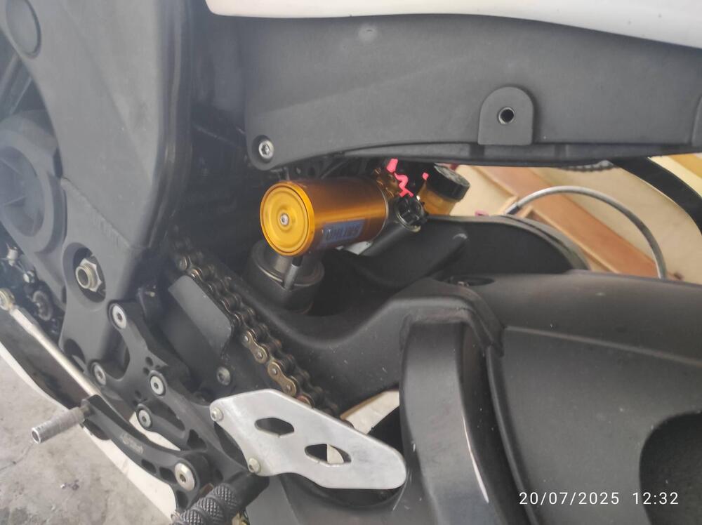 Kawasaki Ninja 1000 ZX-10R (2008 - 09) (11)