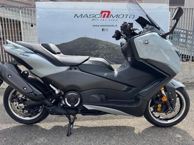 Yamaha T-Max 560 Tech Max (2025) nuova