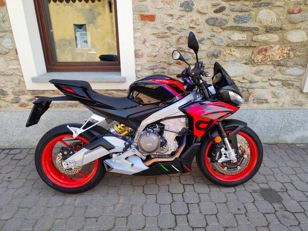 Aprilia Tuono 660 Factory (2022 - 24) (9)