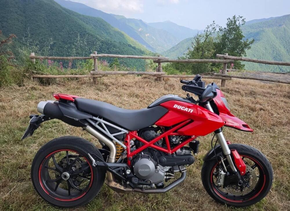 Ducati Hypermotard 796 (2012) (3)