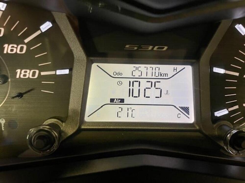 Yamaha T-Max 530 Bronze Max ABS (2014) (6)