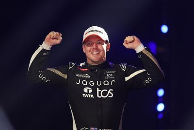 Formula E. Cassidy dice addio a Jaguar con una doppietta a Londra. Porsche vince i titoli Costruttori e Team