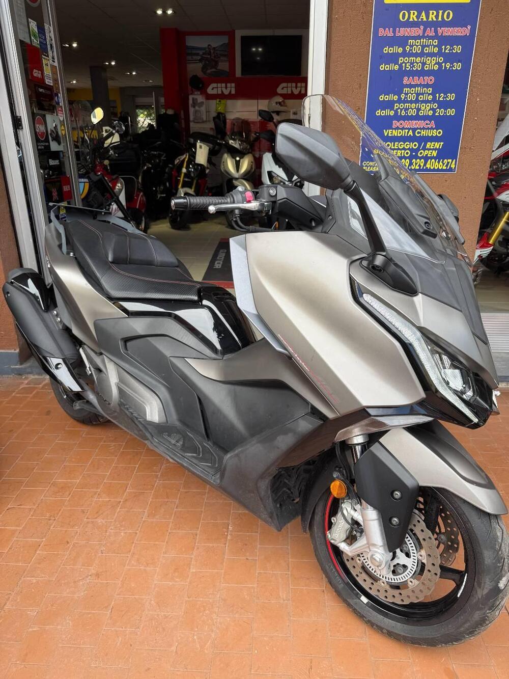 Kymco AK 550 Premium (2023 - 25)