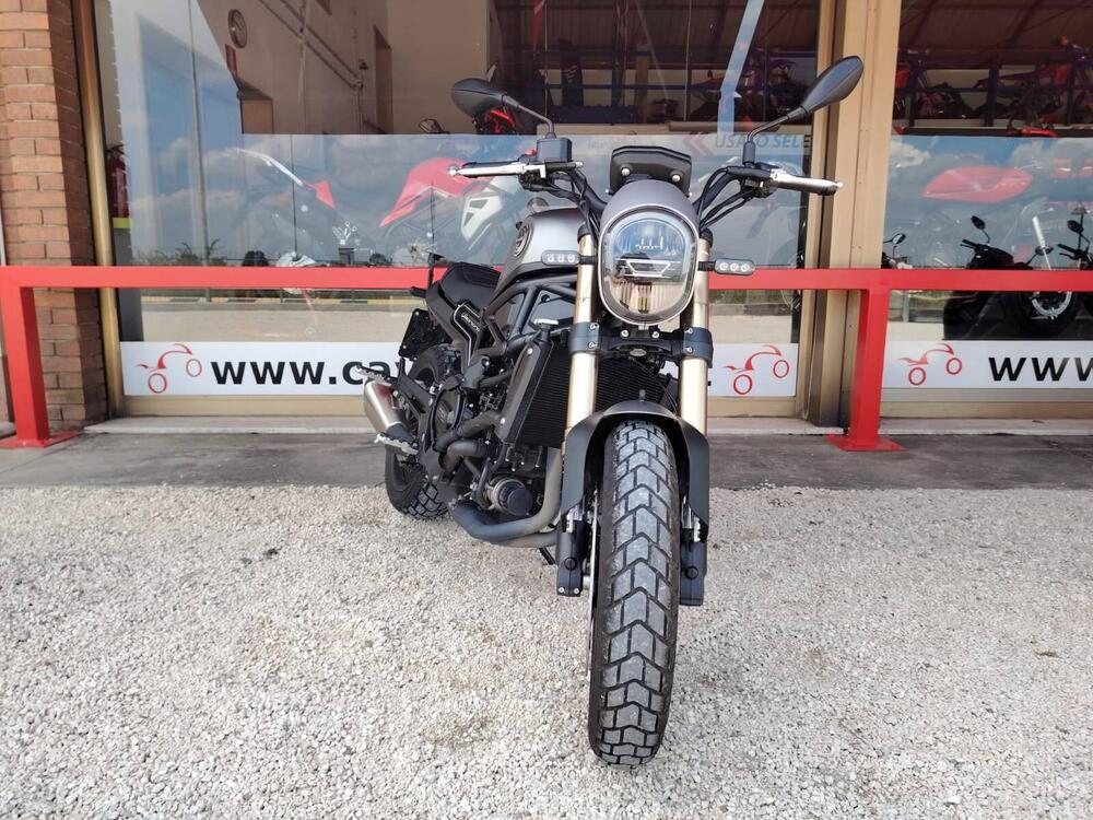 Benelli Leoncino 800 (2022 - 26) (2)