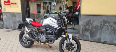 Ducati Monster 937 + (2021 - 25) usata