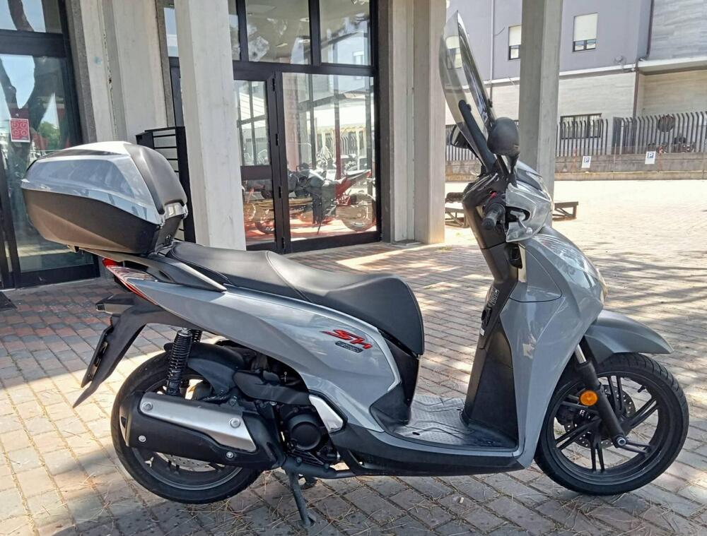 Honda SH 300 i Sport ABS (2018 - 20) (3)