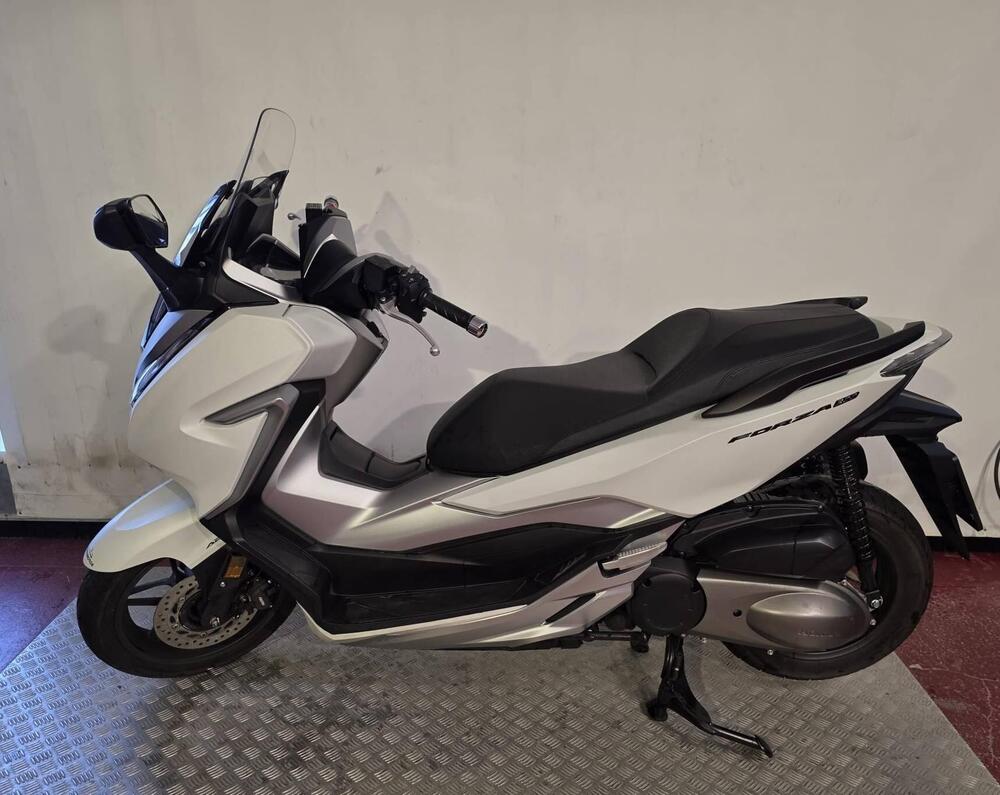 Honda Forza 300 ABS (2018 - 20) (2)