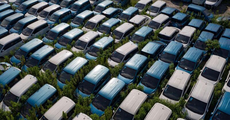Cina, lo scandalo delle vendite gonfiate: le case auto &ldquo;assicurano&rdquo; vetture prima della vendita per sembrare vincenti