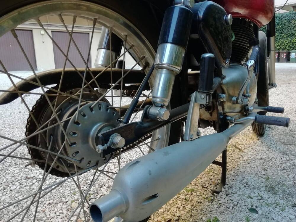 Gilera 150 Sport (10)