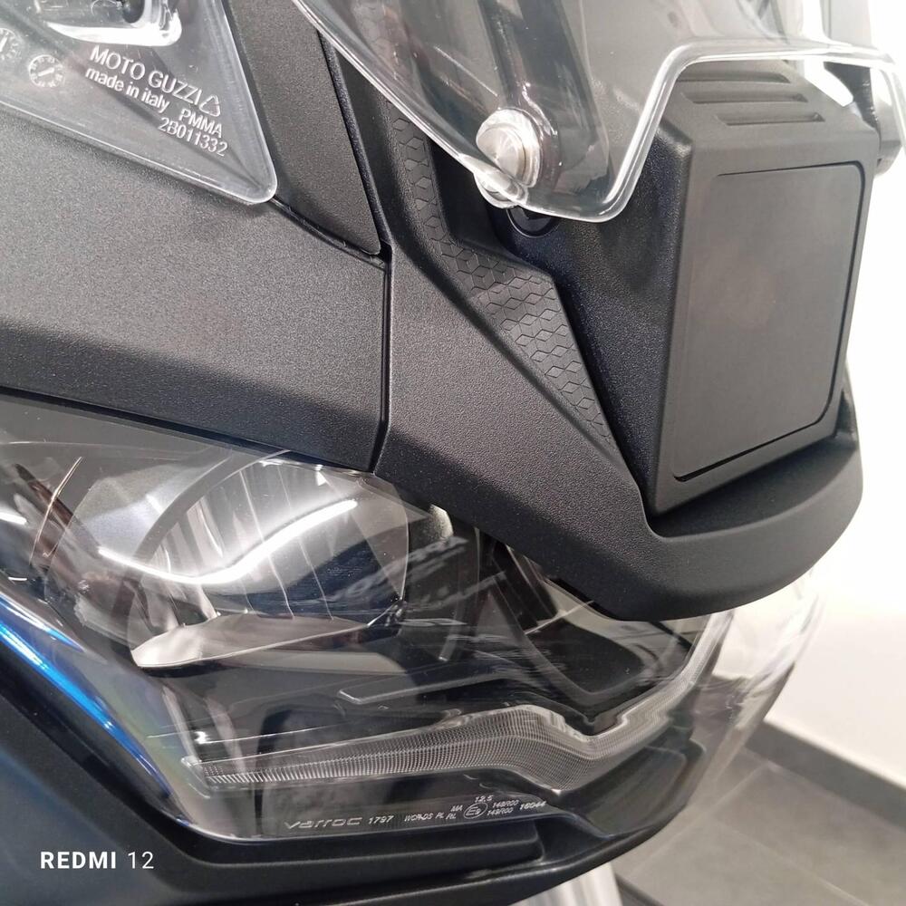 Moto Guzzi Stelvio Duecento Tributo (2025 - 26) (5)