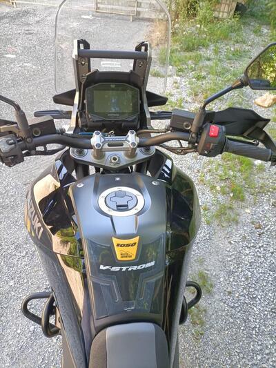 Suzuki V-Strom 1050XT (2020 - 23) usata