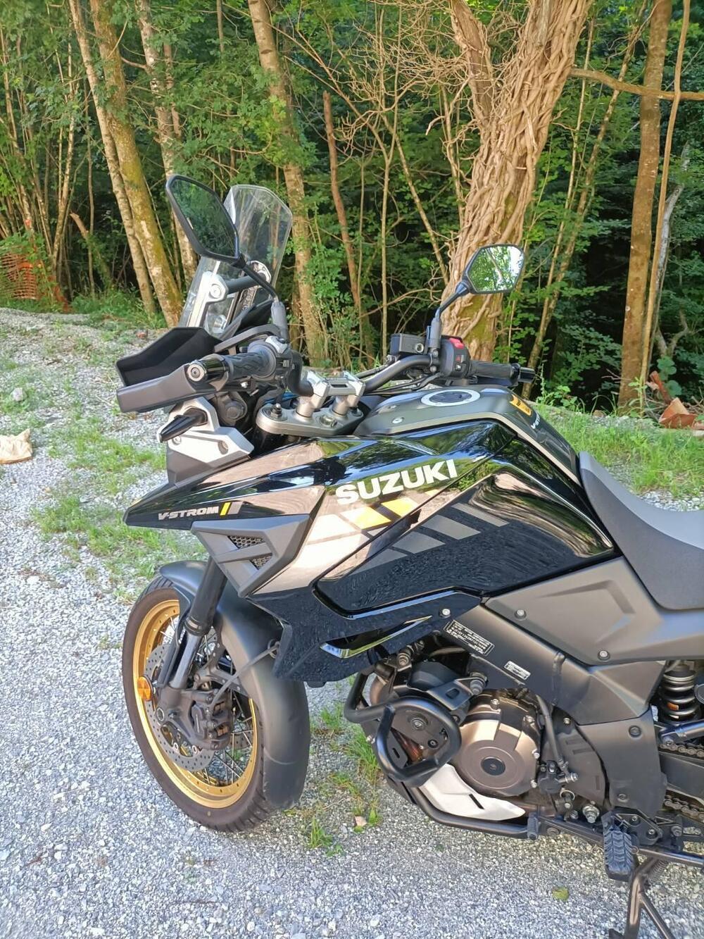 Suzuki V-Strom 1050XT (2020 - 23) (4)