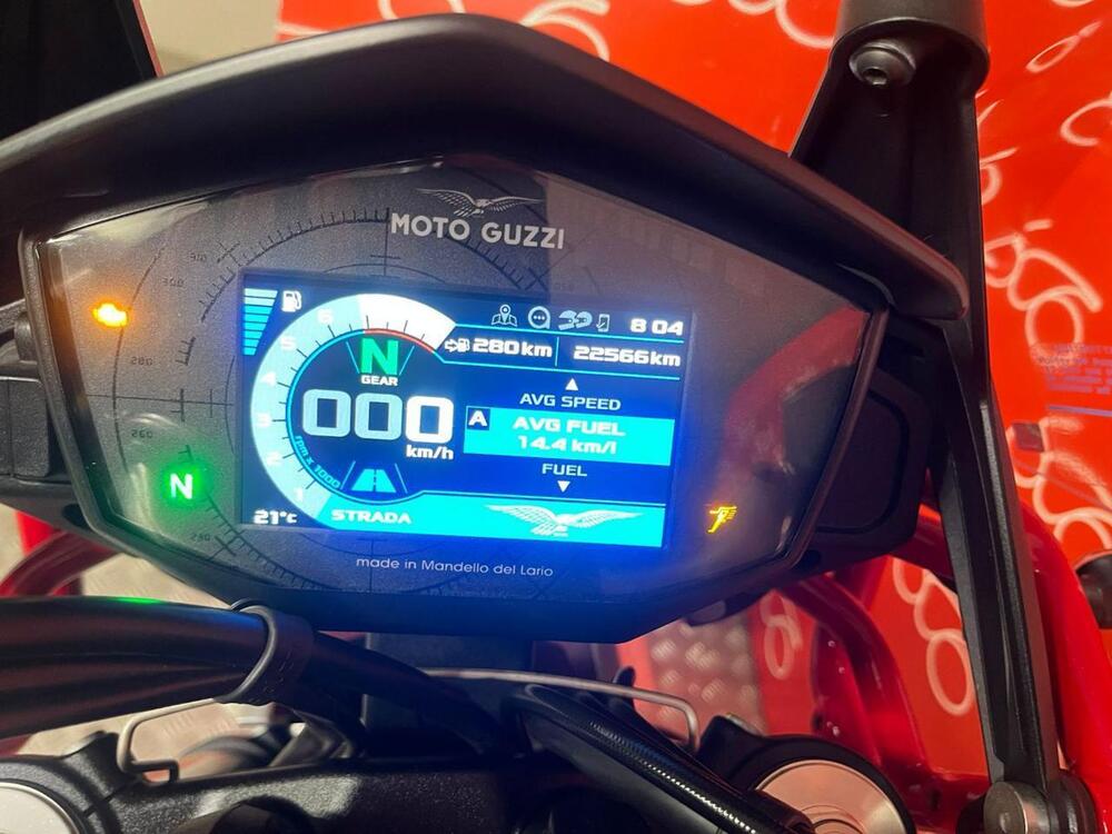 Moto Guzzi V85 TT (2019 - 20) (4)