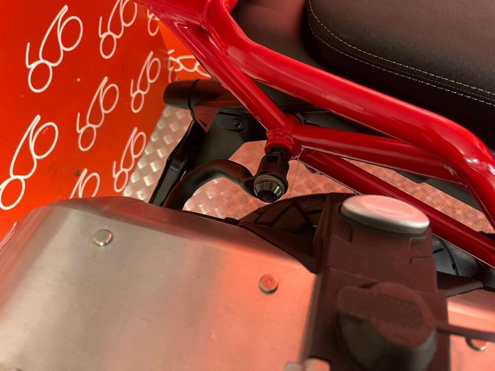 Moto Guzzi V85 TT (2019 - 20) (6)