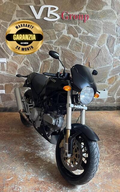 Ducati Monster 600 Dark (2002) usata