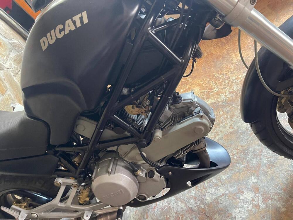 Ducati Monster 600 Dark (2002) (9)