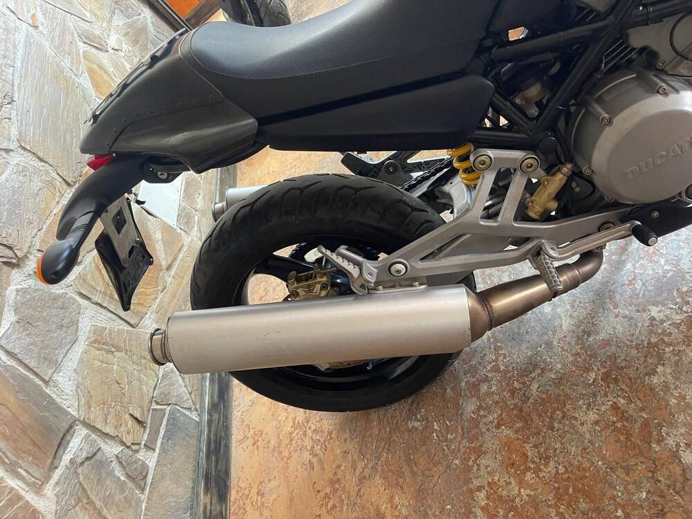 Ducati Monster 600 Dark (2002) (10)