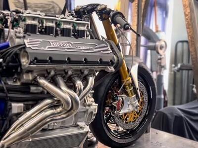 La HF355 &egrave; viva! Ecco il video della moto con il V8 Ferrari [VIDEO]