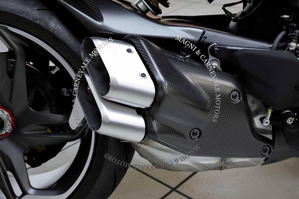 Ducati Diavel for Bentley (2024) (18)