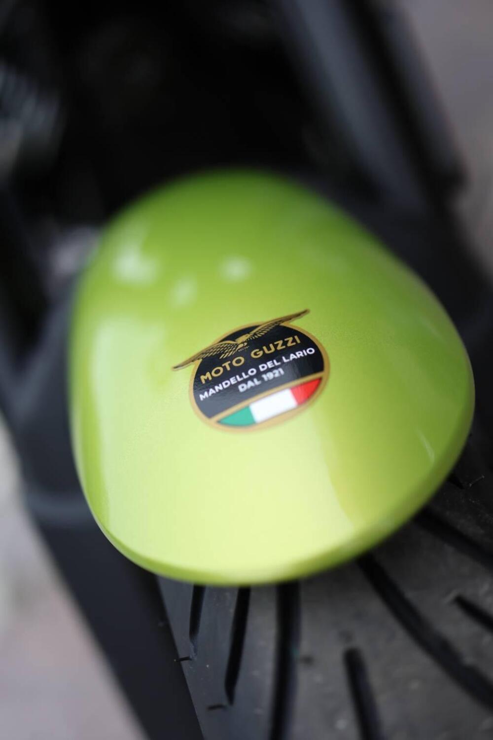 Moto Guzzi V7 Sport (2025) (8)