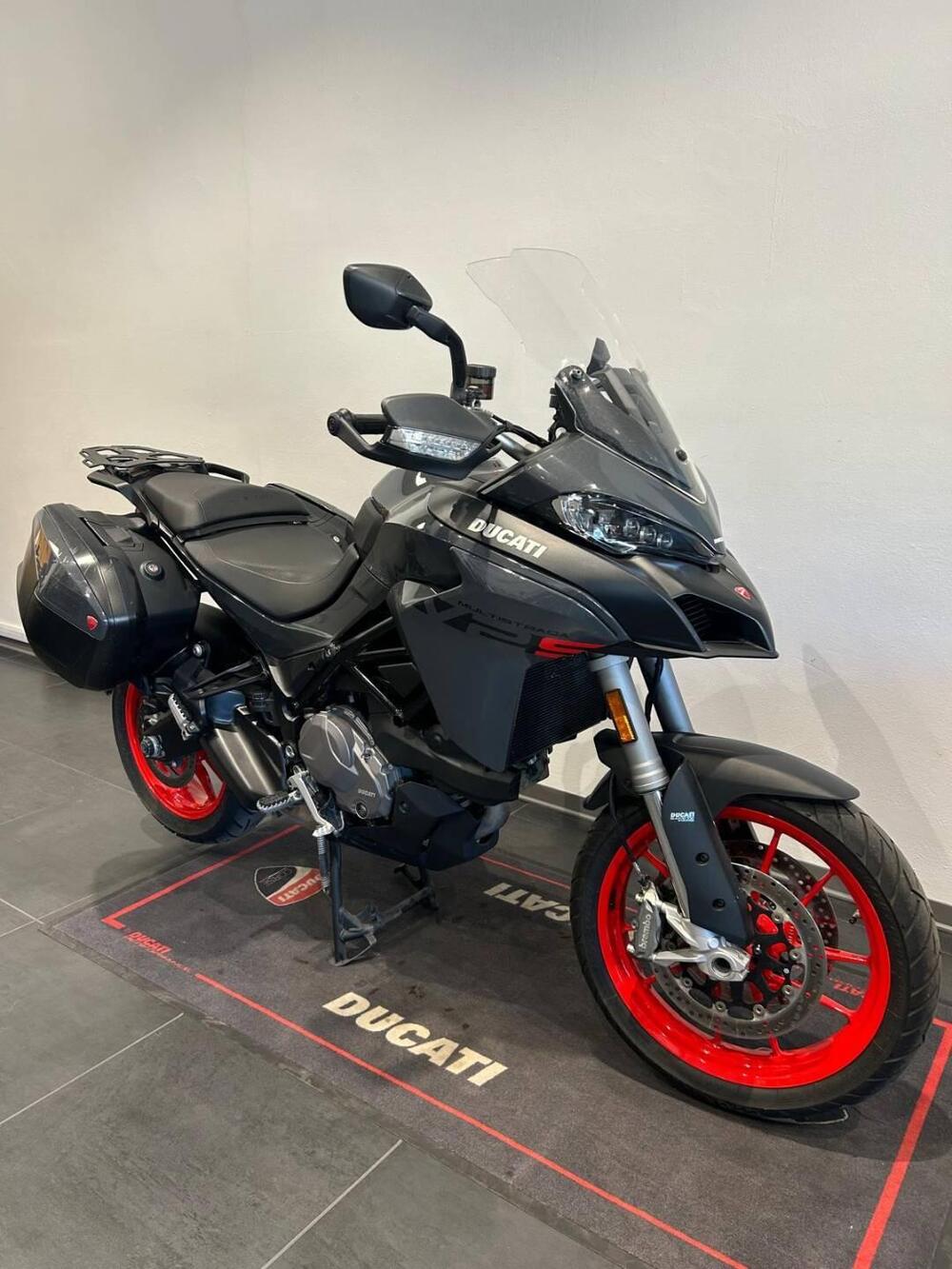 Ducati Multistrada V2 S (2022 - 24) (3)