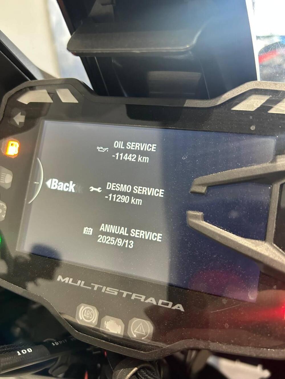 Ducati Multistrada V2 S (2022 - 24) (16)