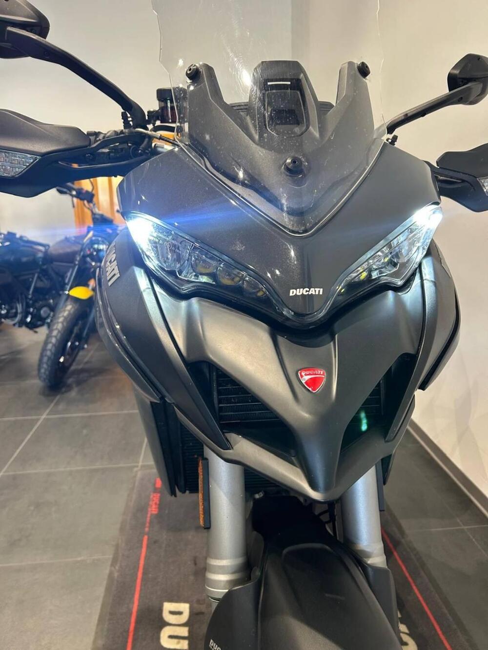 Ducati Multistrada V2 S (2022 - 24) (7)