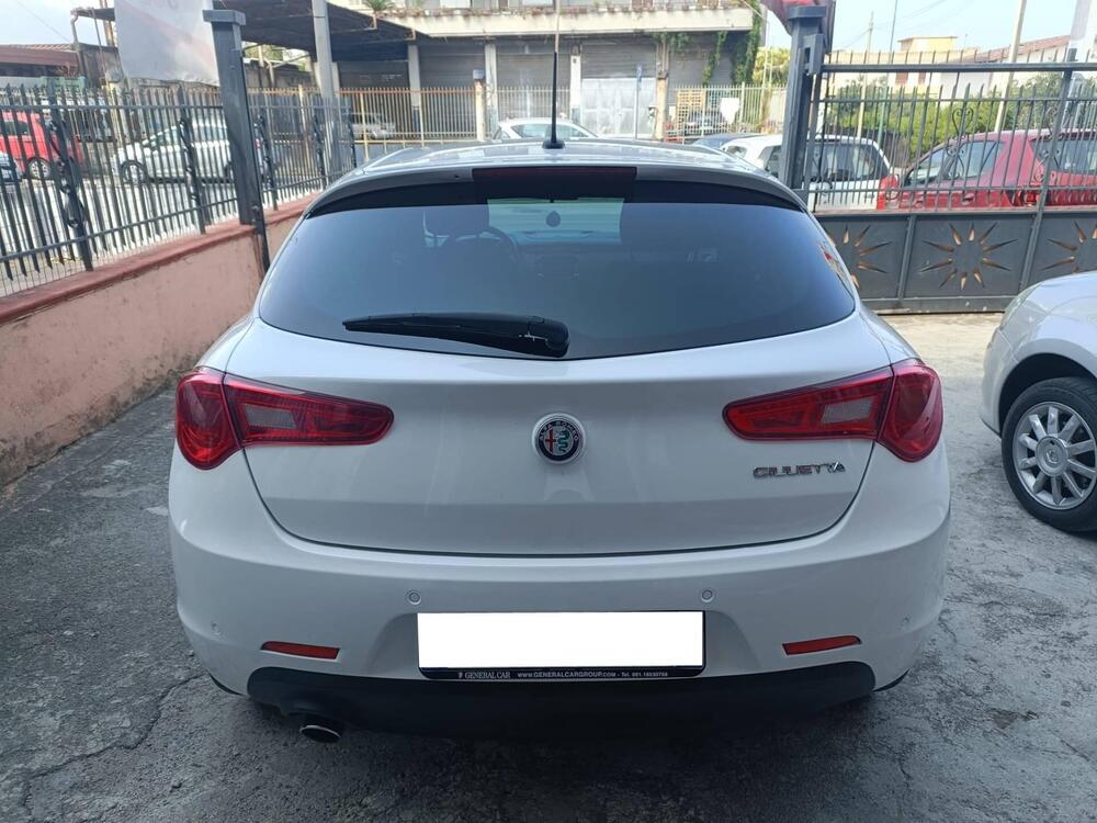 Alfa Romeo Giulietta usata a Napoli (5)
