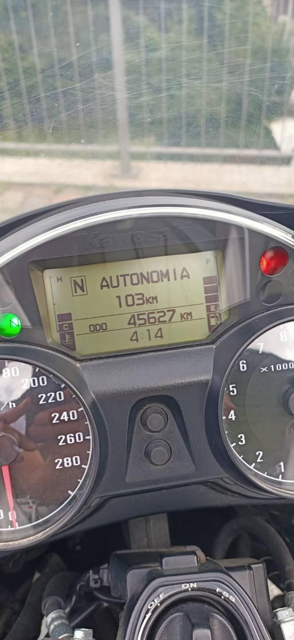 Kawasaki GTR 1400 (2007 - 09) (8)