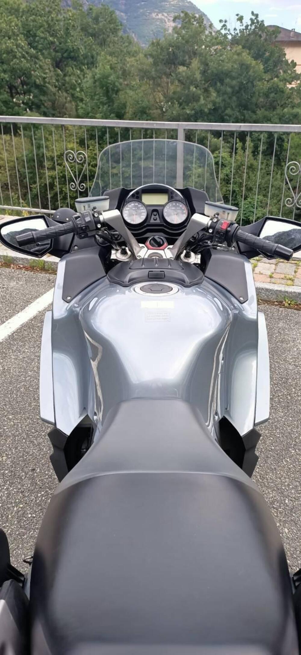 Kawasaki GTR 1400 (2007 - 09) (9)