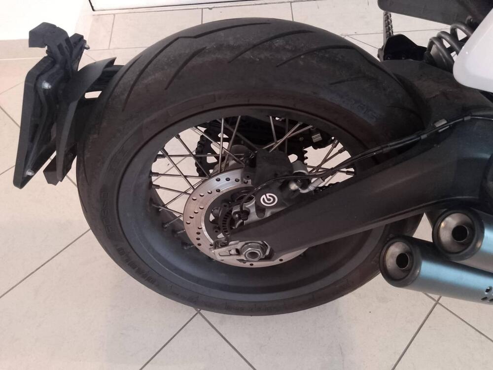 Ducati Scrambler 800 Urban Motard (2022) (9)