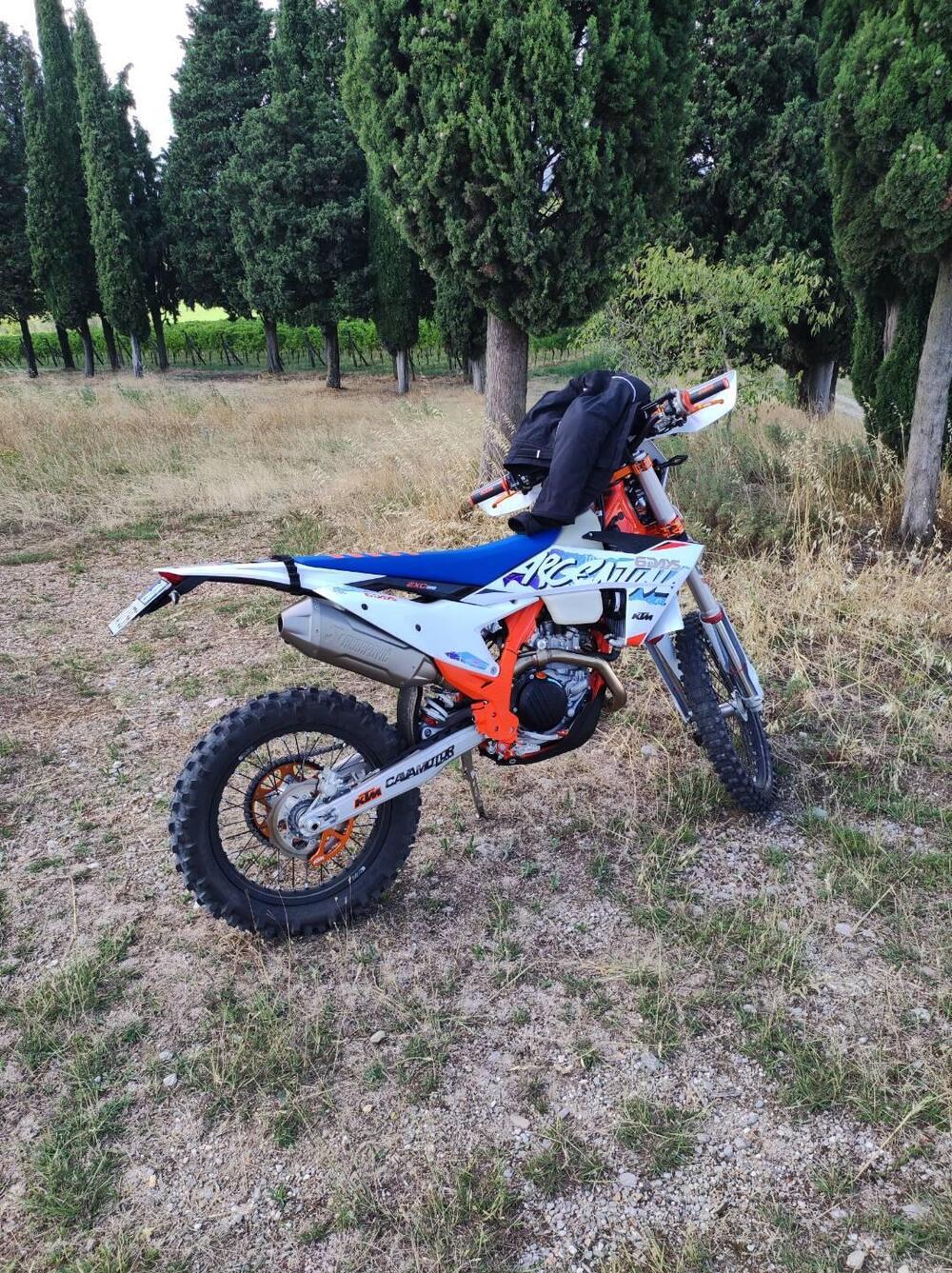 KTM 500 EXC-F Six Days (2024) (14)