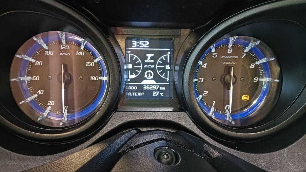 Yamaha T-Max 560 (2020 - 21) (5)