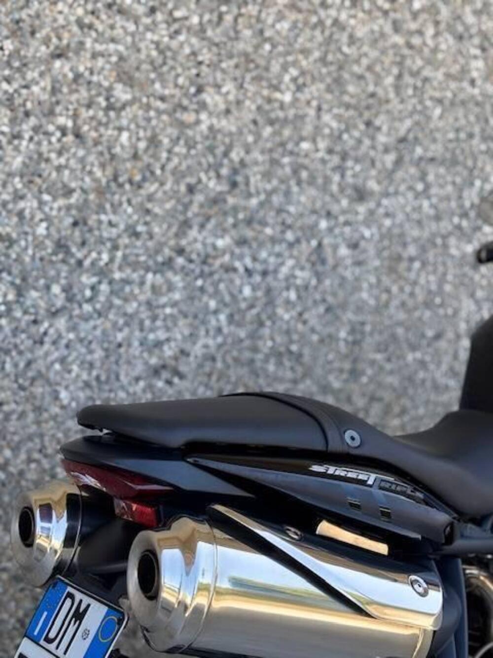 Triumph Street Triple (2007 - 12) (6)