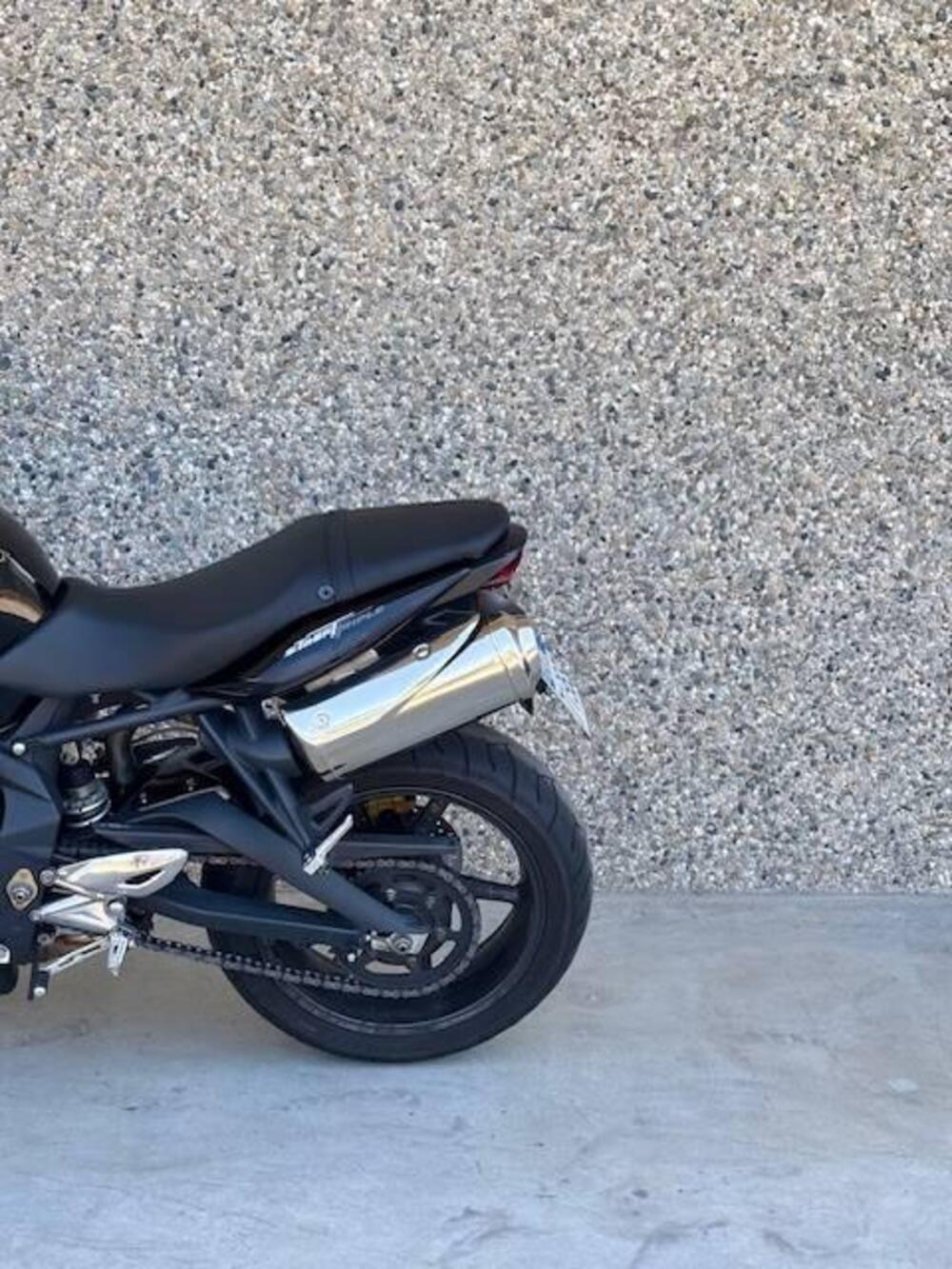 Triumph Street Triple (2007 - 12) (11)