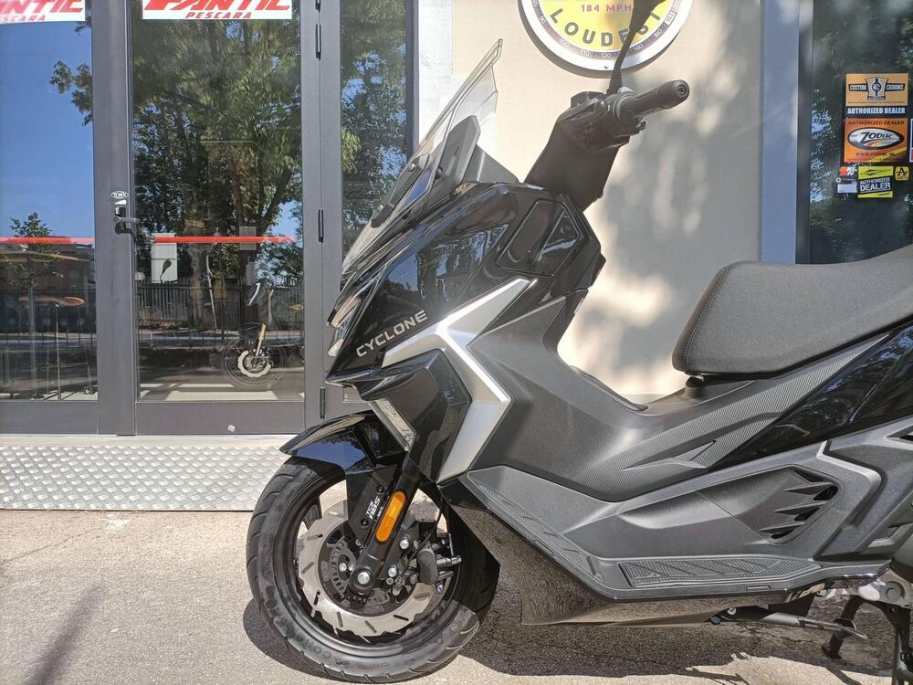 Cyclone RT1 (2025 - 26) (10)