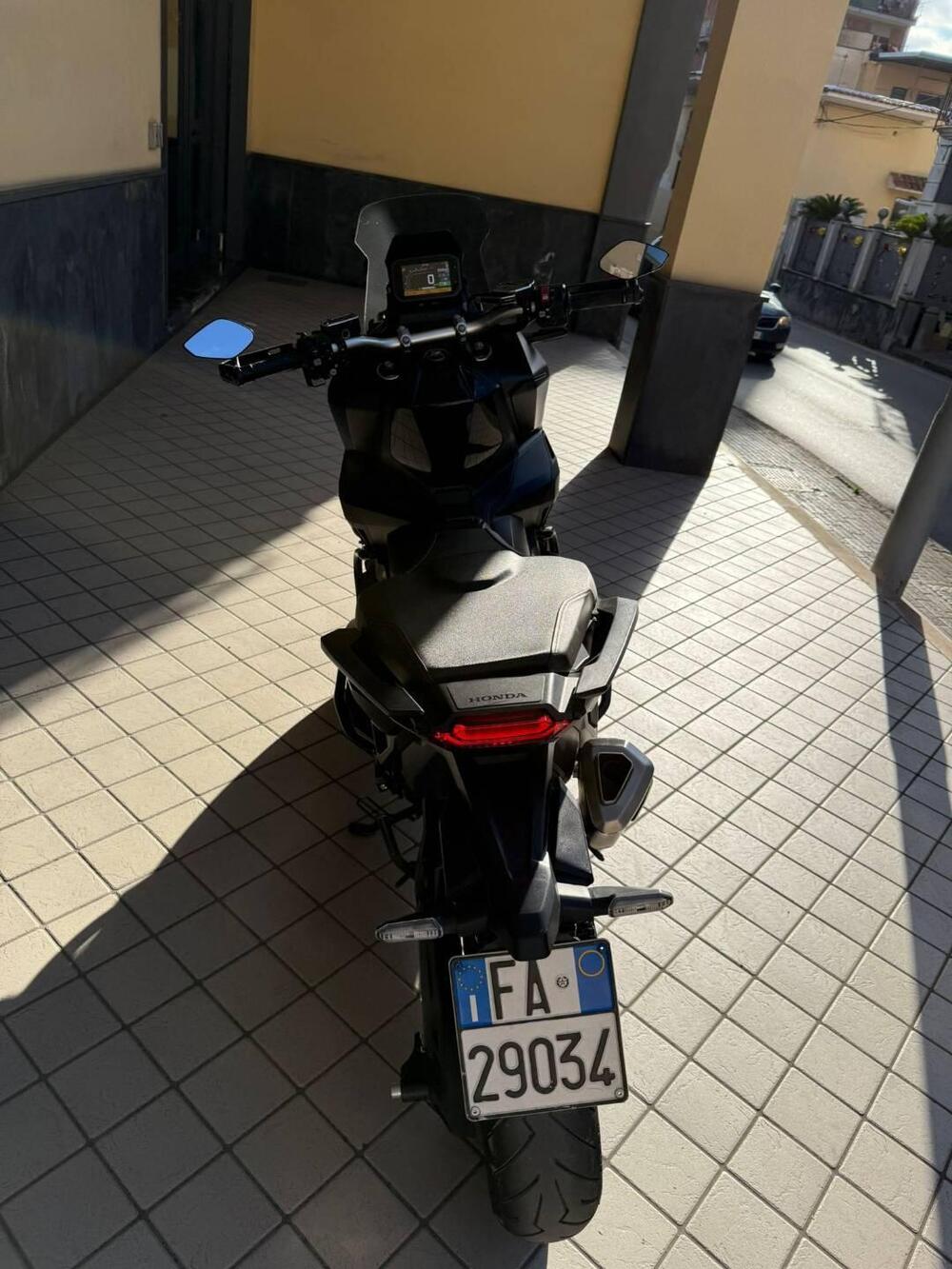 Honda X-ADV 750 DCT (2021 - 24) (4)