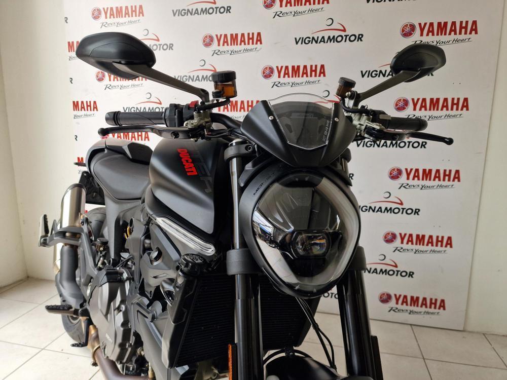 Ducati Monster 937 + (2021 - 25) (2)