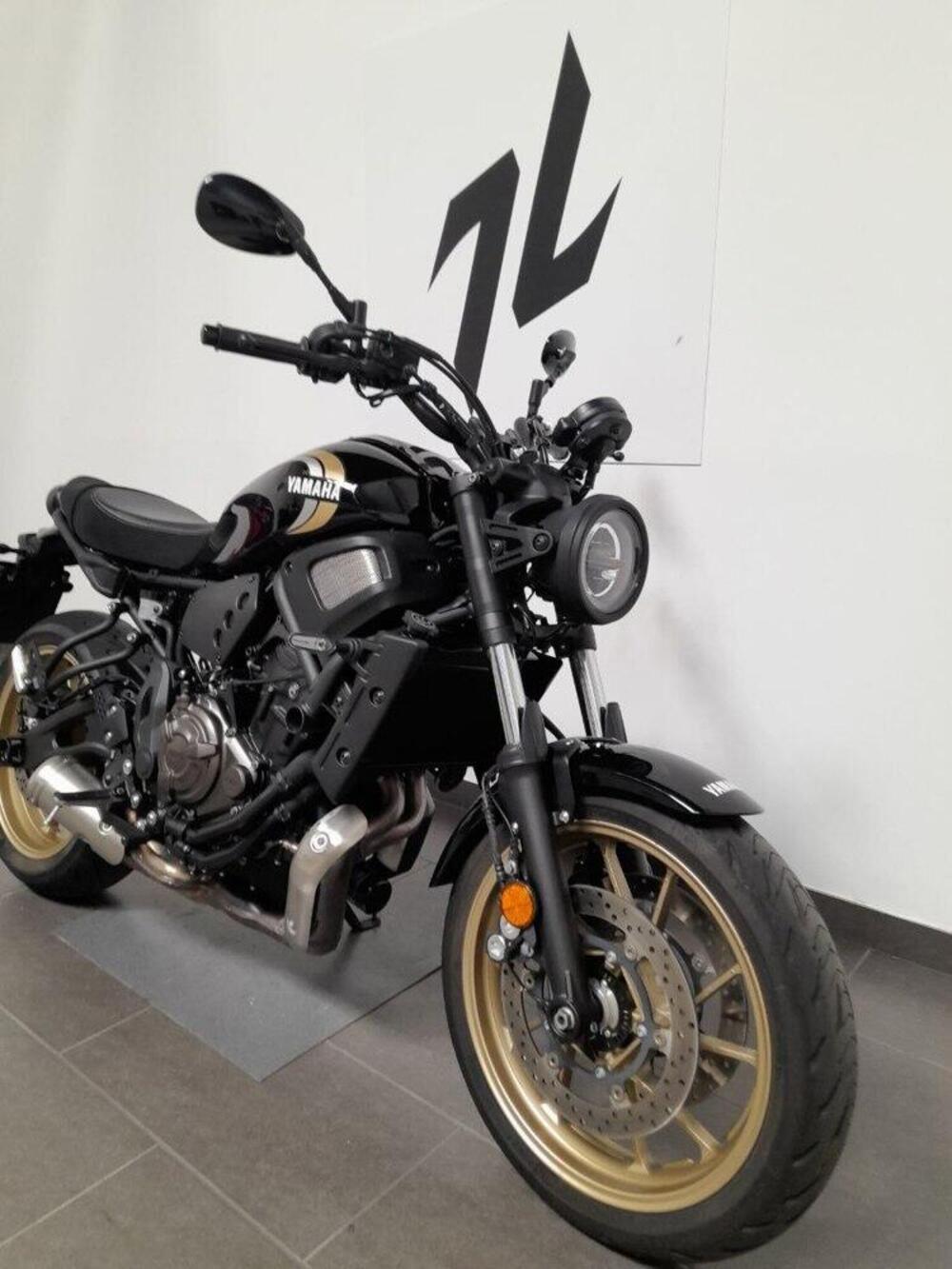 Yamaha XSR 700 (2022 - 25) (6)