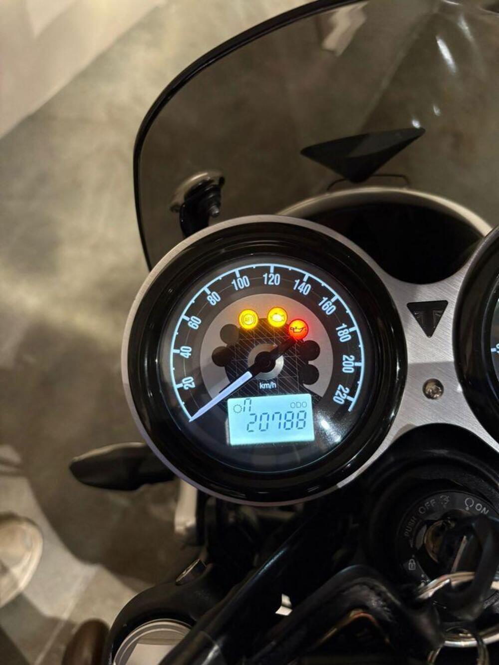 Triumph Speed Twin 1200 (2019 - 20) (5)