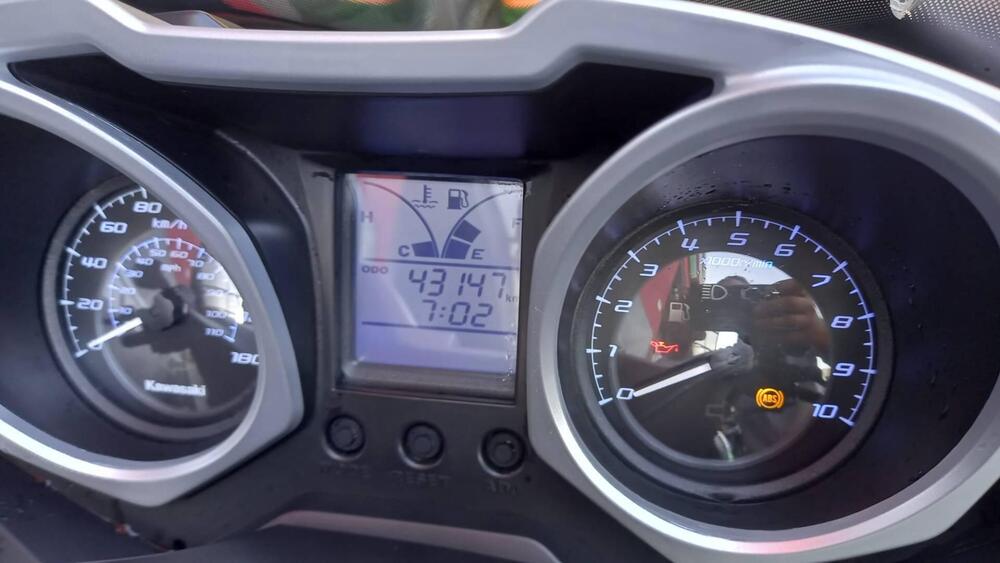 Kawasaki J 300 ABS (2014 - 16) (4)