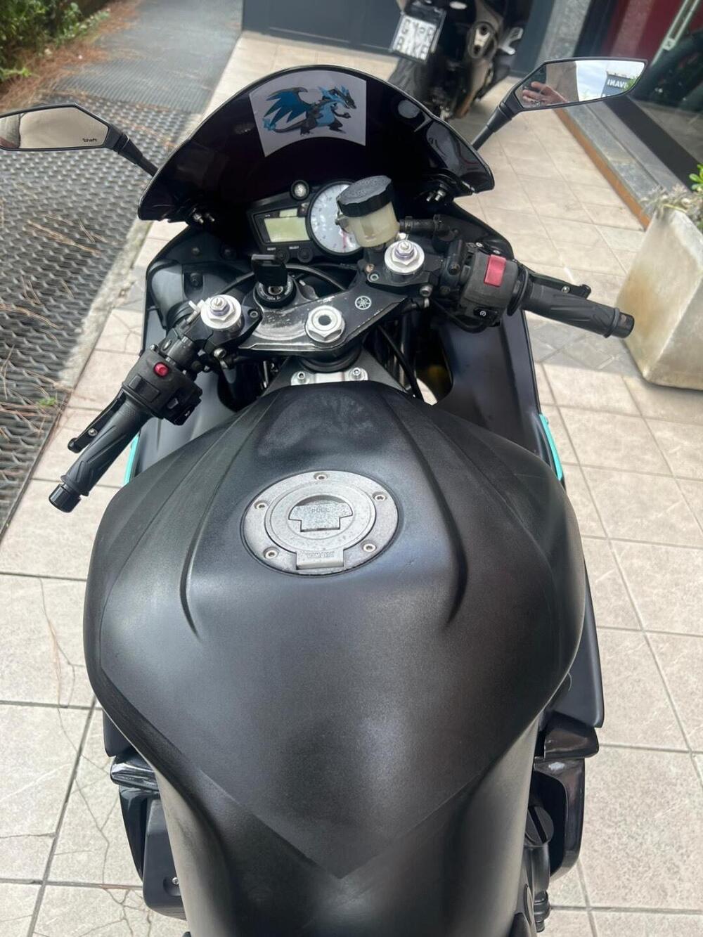 Yamaha YZF R6 (2003 - 04) (5)