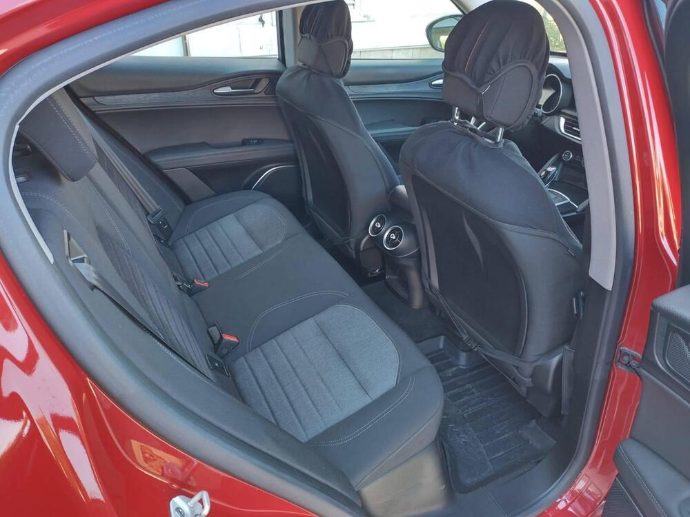 Alfa Romeo Stelvio usata a Caserta (2)