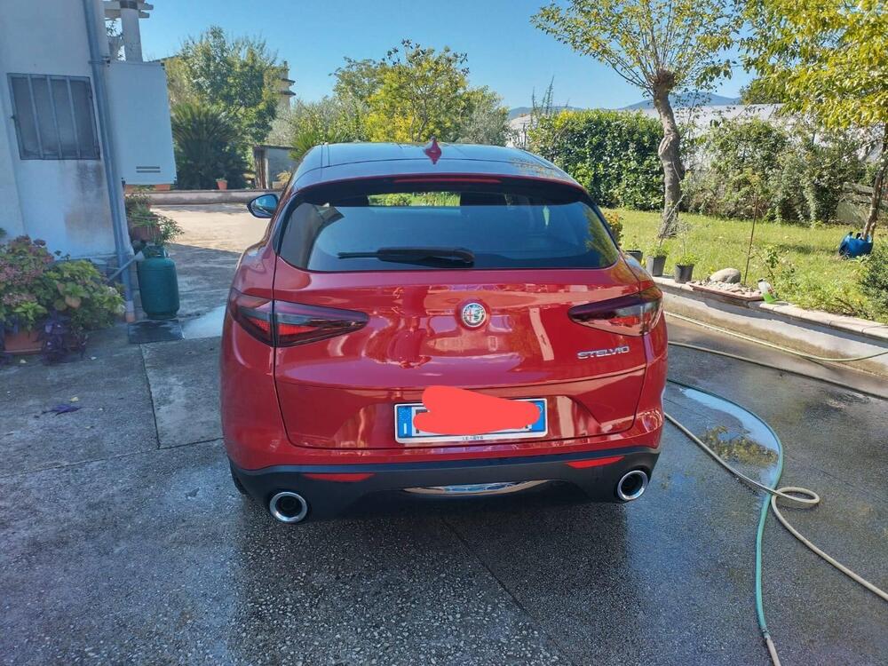Alfa Romeo Stelvio usata a Caserta (8)