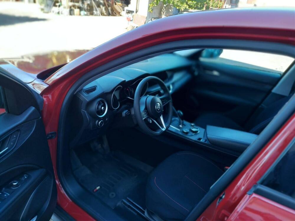 Alfa Romeo Stelvio usata a Caserta (12)