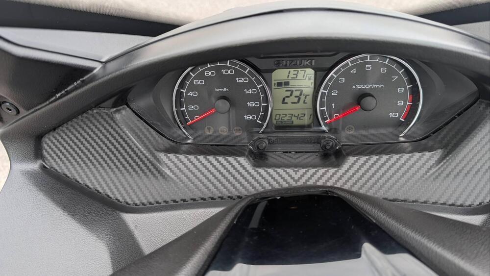 Suzuki Burgman AN 400 (2017 - 20) (6)