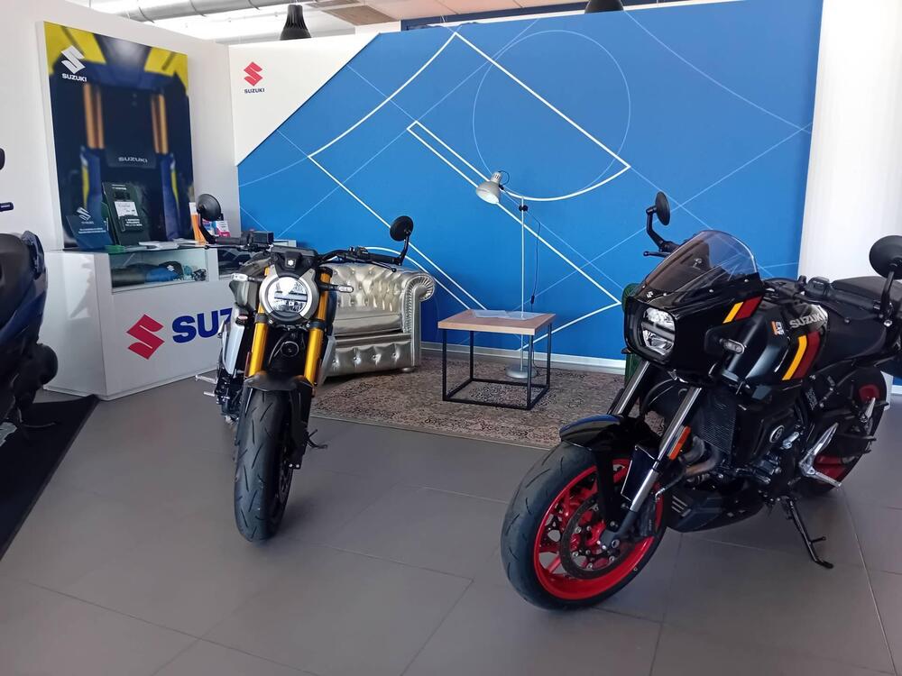 Suzuki GSX-8TT (2025) (2)