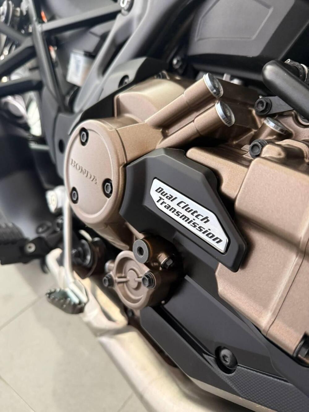 Honda Africa Twin CRF 1100L Urban DCT (2022 - 23) (8)